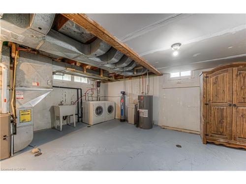 271 Bedford Road, Kitchener, ON - Indoor Photo Showing Basement