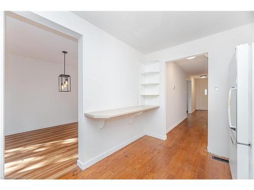 21 Horning Drive, Hamilton, ON - Indoor Photo Showing Other Room