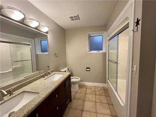 6 Smetana Drive, Kitchener, ON - Indoor Photo Showing Bathroom