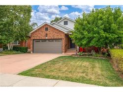 31 Bolzano Court  Hamilton, ON L8W 3W7