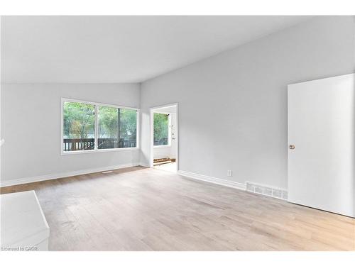 366 Dale Crescent, Waterloo, ON - Indoor