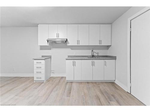 366 Dale Crescent, Waterloo, ON - Indoor