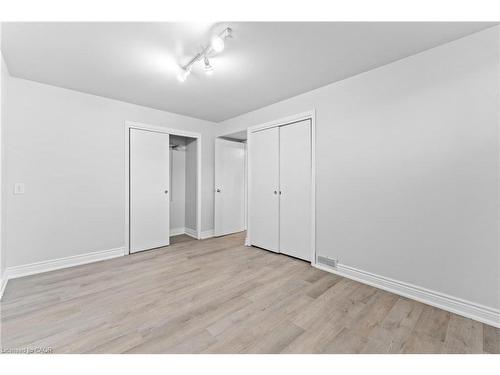 366 Dale Crescent, Waterloo, ON - Indoor Photo Showing Other Room