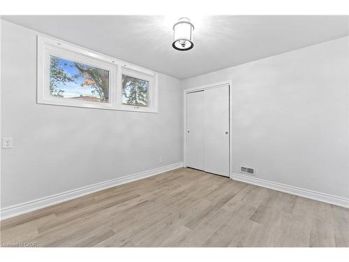 366 Dale Crescent, Waterloo, ON - Indoor Photo Showing Other Room