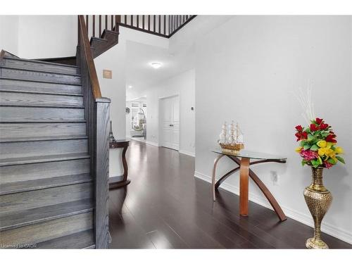 16 Weathering Highway, Stoney Creek, ON - Indoor Photo Showing Other Room