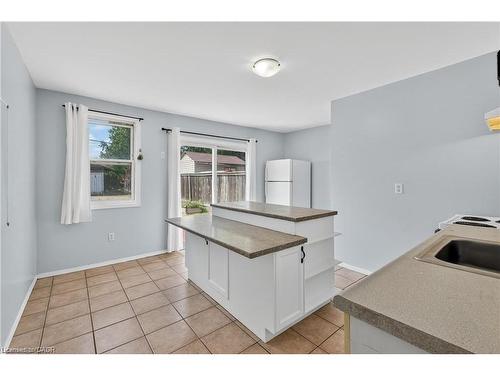 111 Hillyard Street, Hamilton, ON - Indoor