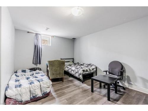 Lower-643 Doon South Drive, Kitchener, ON - Indoor Photo Showing Bedroom