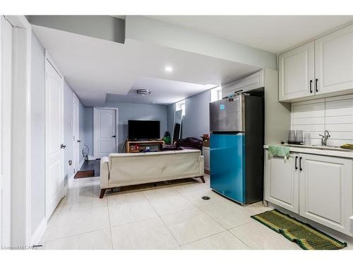 Lower-643 Doon South Drive, Kitchener, ON - Indoor