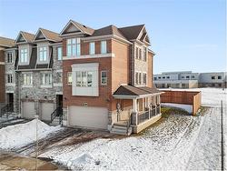 78 Monarch Woods Drive  Kitchener, ON N2P 2Y8