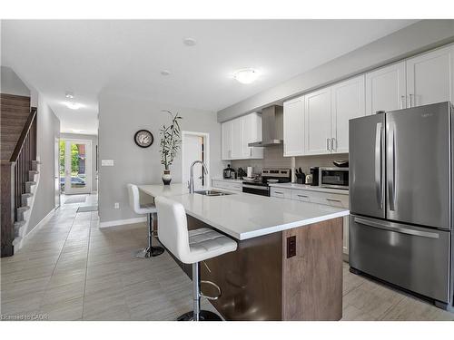 939 Robert Ferrie Drive, Kitchener, ON - Indoor Photo Showing Kitchen With Upgraded Kitchen