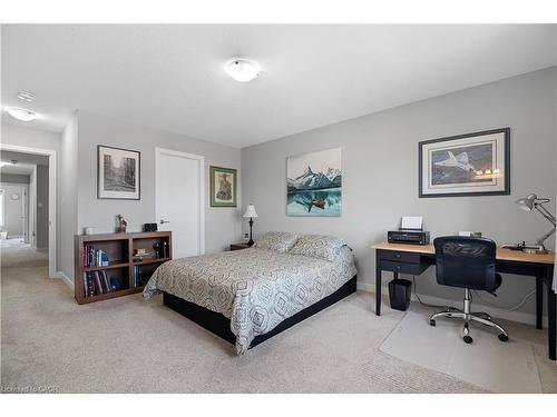 939 Robert Ferrie Drive, Kitchener, ON - Indoor Photo Showing Bedroom