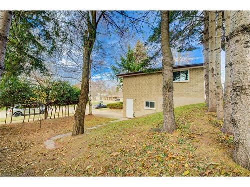 48 Mark Crescent, Cambridge, ON - Outdoor