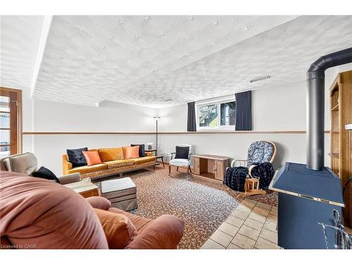 5083 Hartwood Avenue, Beamsville, ON - Indoor