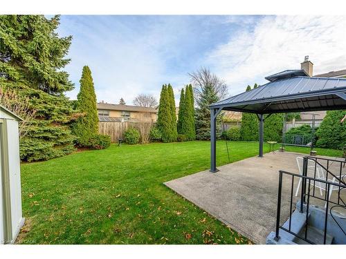 5083 Hartwood Avenue, Beamsville, ON - Outdoor With Backyard