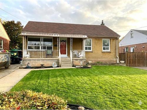 140 Stewartdale Avenue  Hamilton, ON L8K 4P5