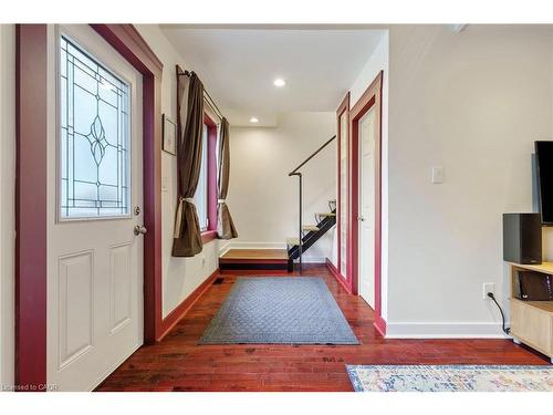 16 Edison Street, Hamilton, ON - Indoor Photo Showing Other Room