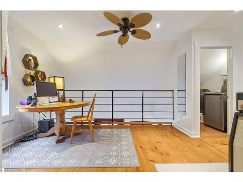 16 Edison Street, Hamilton, ON - Indoor