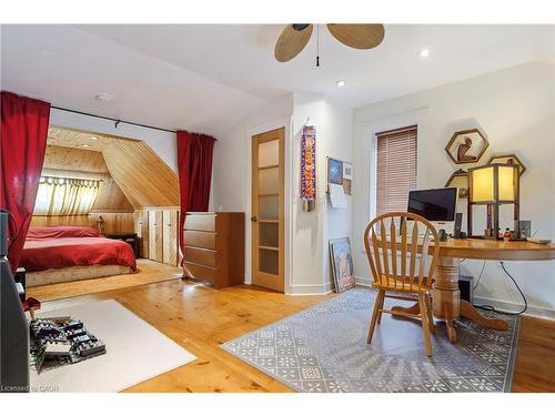 16 Edison Street, Hamilton, ON - Indoor