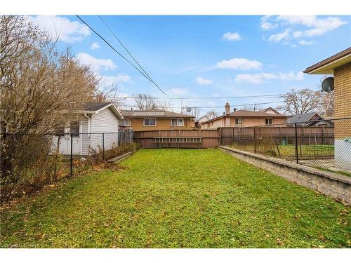 16 Edison Street, Hamilton, ON - Outdoor