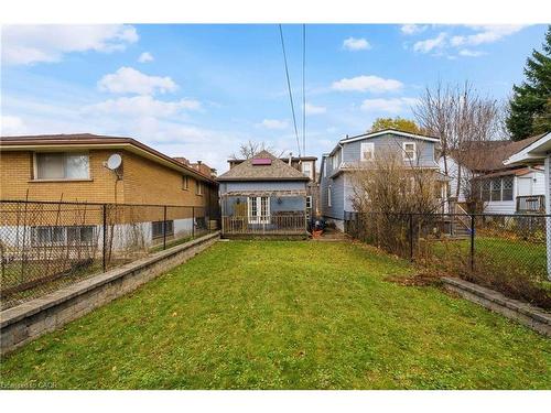 16 Edison Street, Hamilton, ON - Outdoor