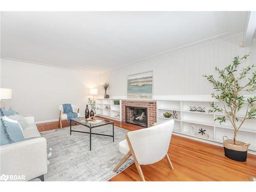 171 Sherwood Rise, Hamilton, ON - Indoor Photo Showing Living Room With Fireplace