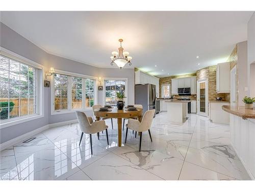 2001 Rosemount Crescent, Oakville, ON - Indoor Photo Showing Dining Room