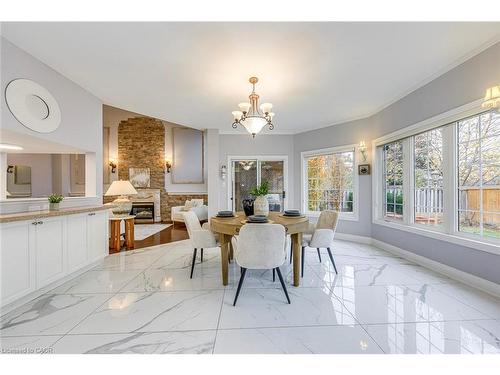 2001 Rosemount Crescent, Oakville, ON - Indoor Photo Showing Dining Room