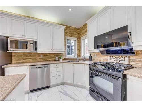 2001 Rosemount Crescent, Oakville, ON - Indoor Photo Showing Kitchen With Stainless Steel Kitchen With Double Sink