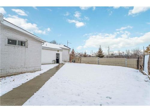 16 Murray Street W, Hamilton, ON - Outdoor