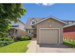 71 Moss Place  Guelph, ON N1G 4V3