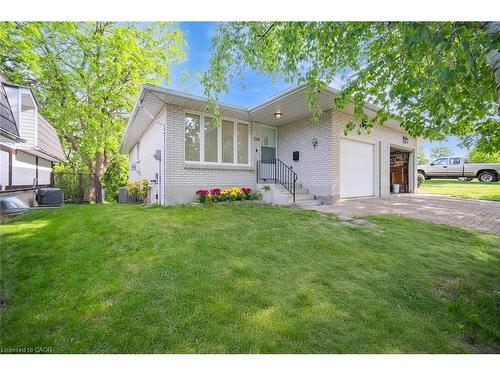 196 Millwood Crescent  Kitchener, ON N2P 1N2