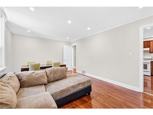 111 Leland Street, Hamilton, ON - Indoor