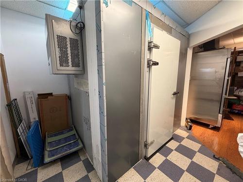 815 Weber Street E, Kitchener, ON 