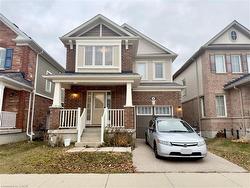 main-382 Grovehill Crescent  Kitchener, ON N2R 0L5