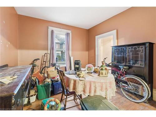 42 Burlington Street E, Hamilton, ON - Indoor Photo Showing Dining Room