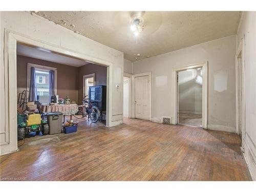 42 Burlington Street E, Hamilton, ON - Indoor Photo Showing Other Room
