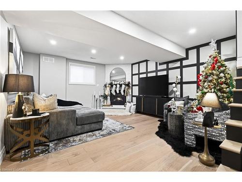 7 Waterside Drive, Stoney Creek, ON - Indoor