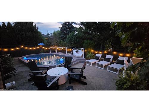 7 Waterside Drive, Stoney Creek, ON - Outdoor