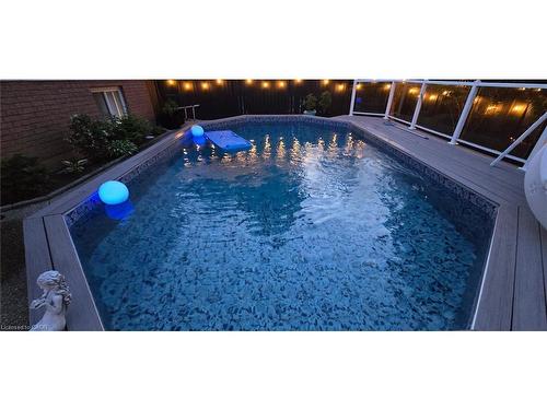 7 Waterside Drive, Stoney Creek, ON - 