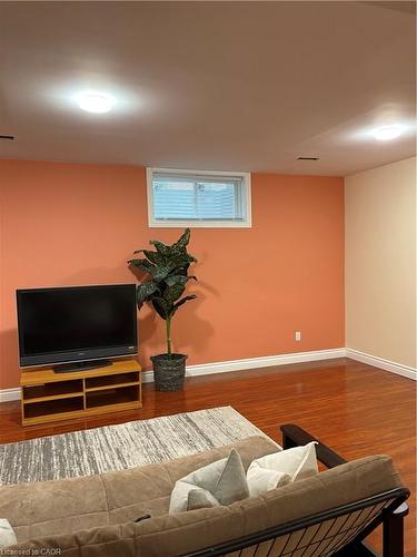 456 Westhaven Street, Waterloo, ON - Indoor