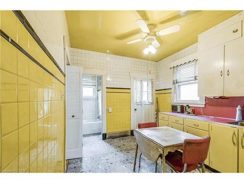 182 Balmoral Avenue S, Hamilton, ON - Indoor