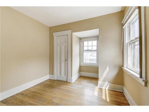 182 Balmoral Avenue S, Hamilton, ON - Indoor Photo Showing Other Room