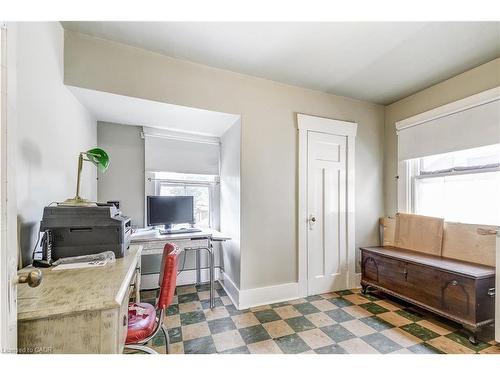 182 Balmoral Avenue S, Hamilton, ON - Indoor Photo Showing Office