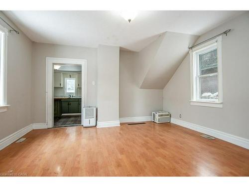 40 Krug Street, Kitchener, ON - Indoor Photo Showing Other Room