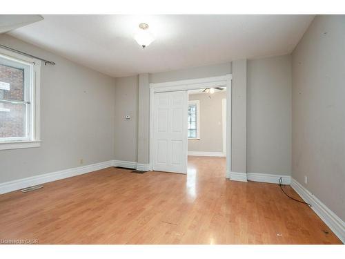 40 Krug Street, Kitchener, ON - Indoor Photo Showing Other Room