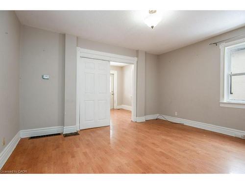 40 Krug Street, Kitchener, ON - Indoor Photo Showing Other Room