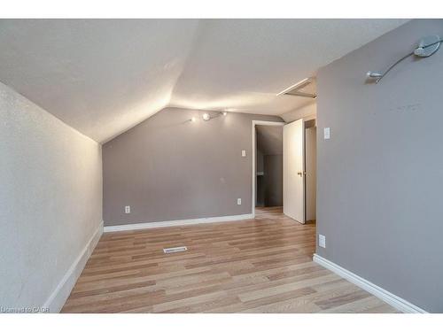 40 Krug Street, Kitchener, ON - Indoor Photo Showing Other Room