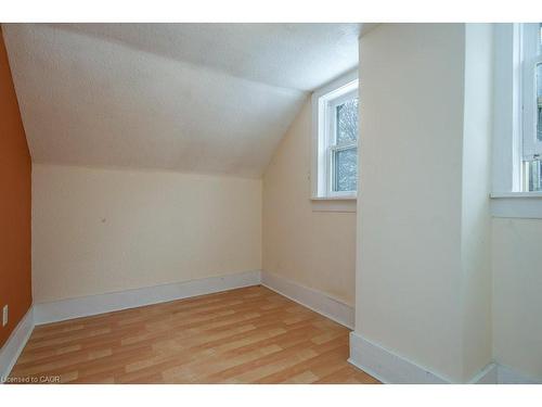 40 Krug Street, Kitchener, ON - Indoor Photo Showing Other Room