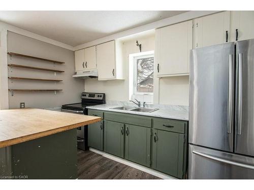 40 Krug Street, Kitchener, ON - Indoor Photo Showing Kitchen With Double Sink