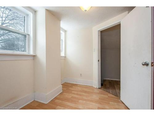 40 Krug Street, Kitchener, ON - Indoor Photo Showing Other Room